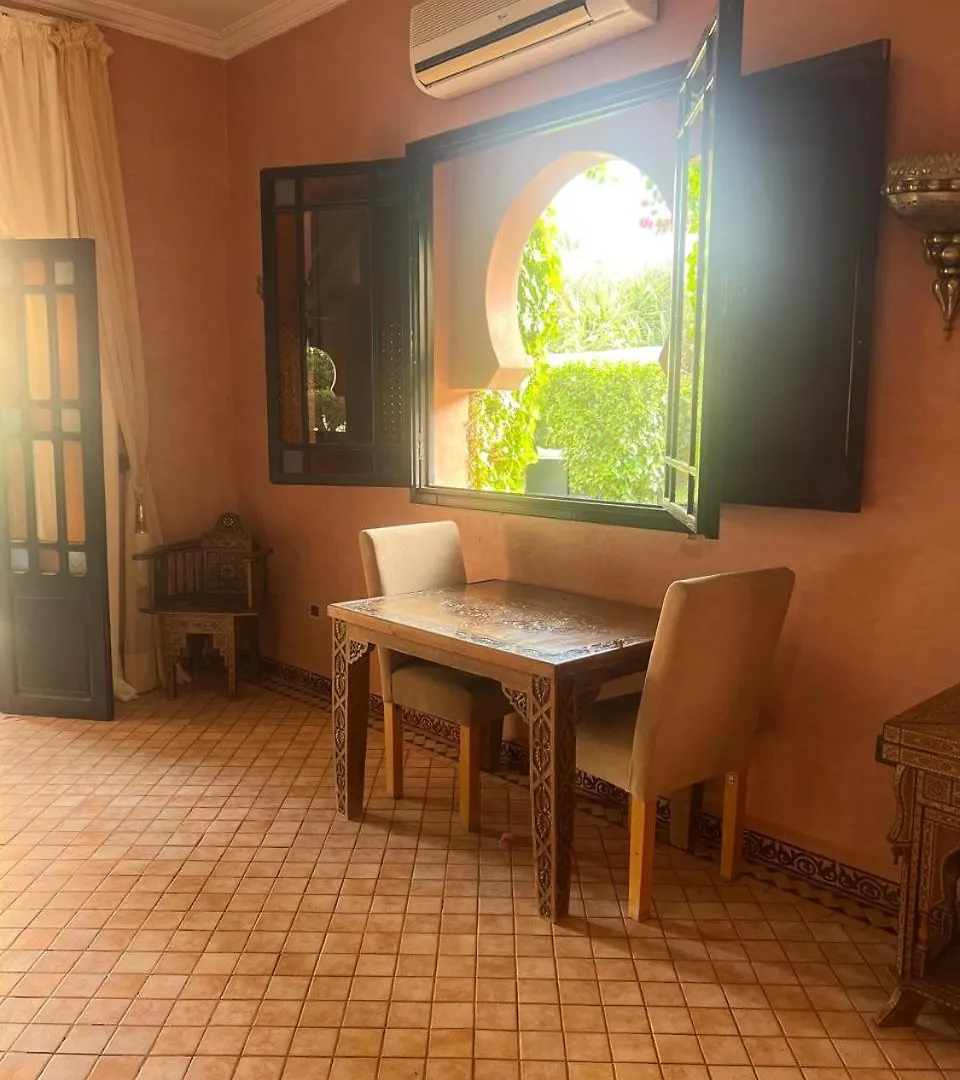 Nyaraló Villa Aalama